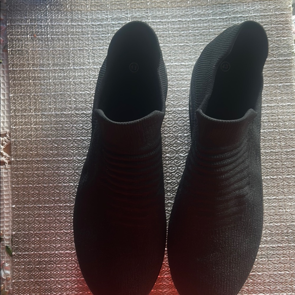 Black Men's Slip-On Shoes